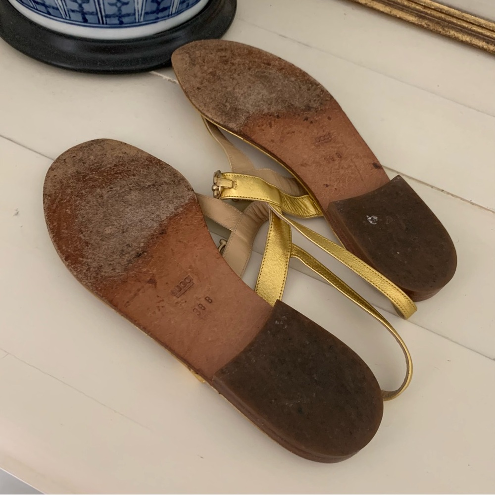 Gucci Horsebit Gold Metallic Flat Sandals - Picture 12 of 14